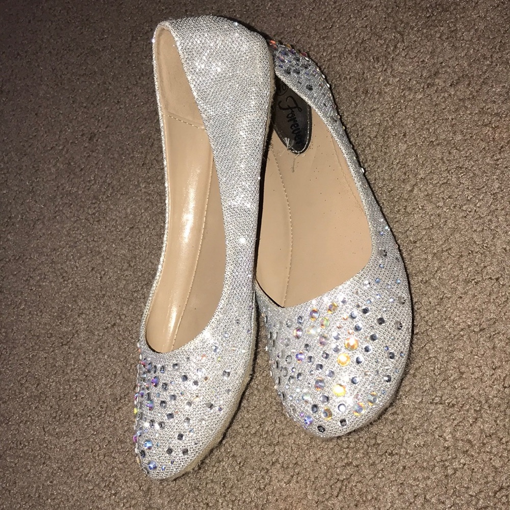 Silver diamond flats